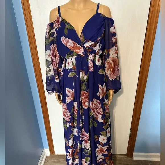 Women’s Blue Cold-Shoulder Maxi / Formal / Party / Prom Dress, Size M, NWT - Picture 2 of 15